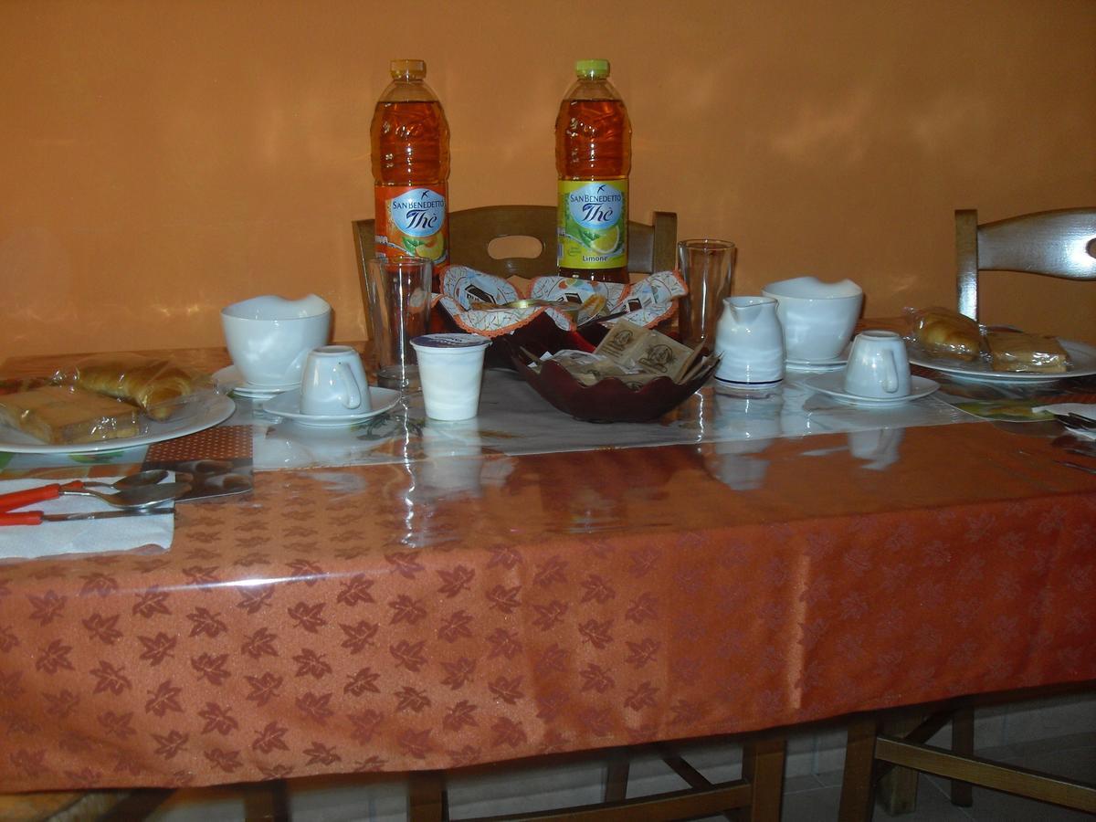 Sempione 72 Bed & Breakfast Pogliano Milanese Ruang foto