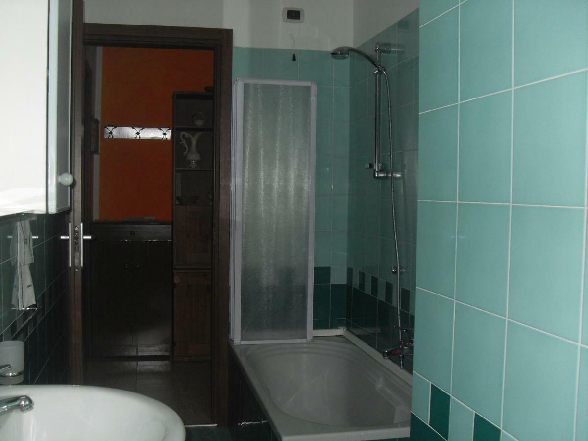 Sempione 72 Bed & Breakfast Pogliano Milanese Bagian luar foto